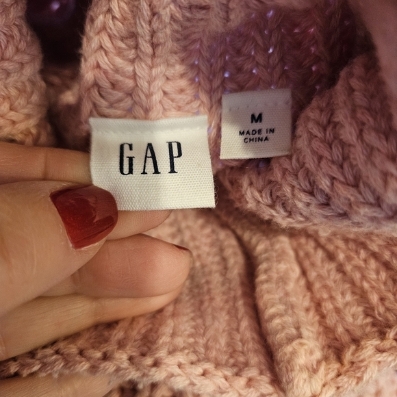 GAP pink turtleneck sweater size M. - Picture 6 of 7
